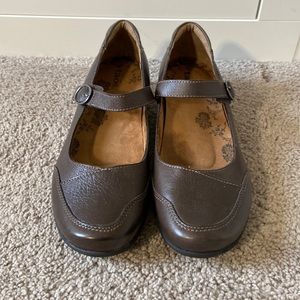 Taos leather Mary Janes